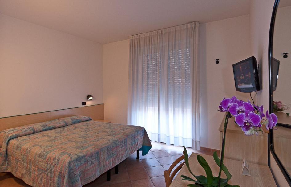 Hotel Prestige Lido di Camaiore Rum bild