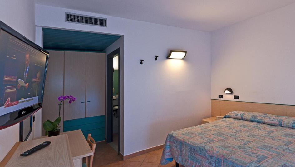 Hotel Prestige Lido di Camaiore Exteriör bild